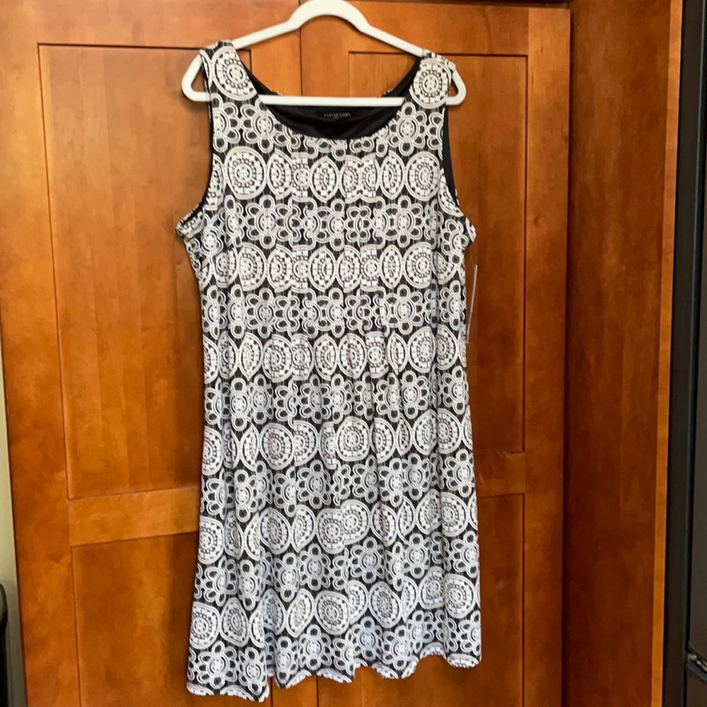 Perceptions sleeveless a-line black/taupe dress.